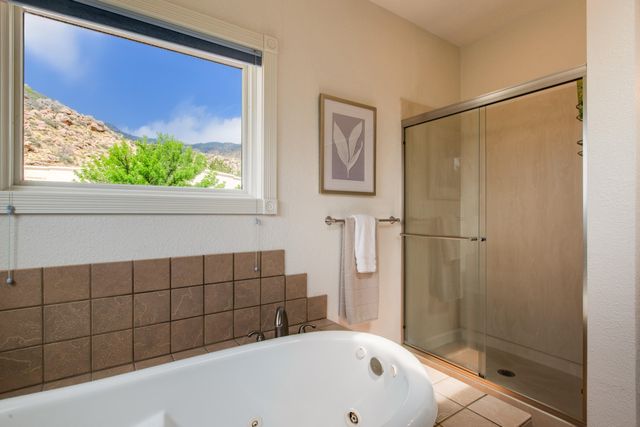 14016 Wind Mountain Road NE, Albuquerque, NM 87112