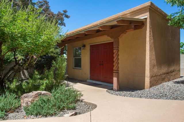14016 Wind Mountain Road NE, Albuquerque, NM 87112