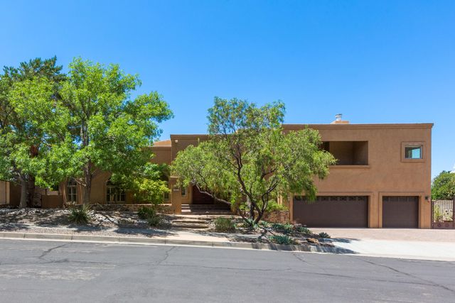 14016 Wind Mountain Road NE, Albuquerque, NM 87112