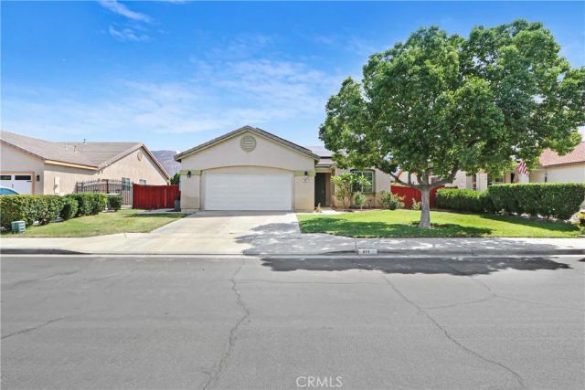 877 Peaceful Lane, San Jacinto, CA 92582