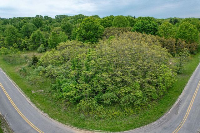 13th Ave, South Haven, MI 49090