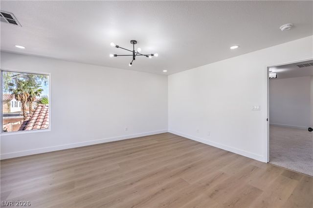 11855 Bella Luna Street, Las Vegas, NV 89183