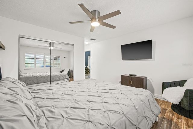 9677 86TH AVENUE, Seminole, FL 33777