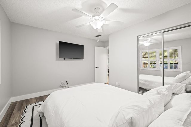 9677 86TH AVENUE, Seminole, FL 33777