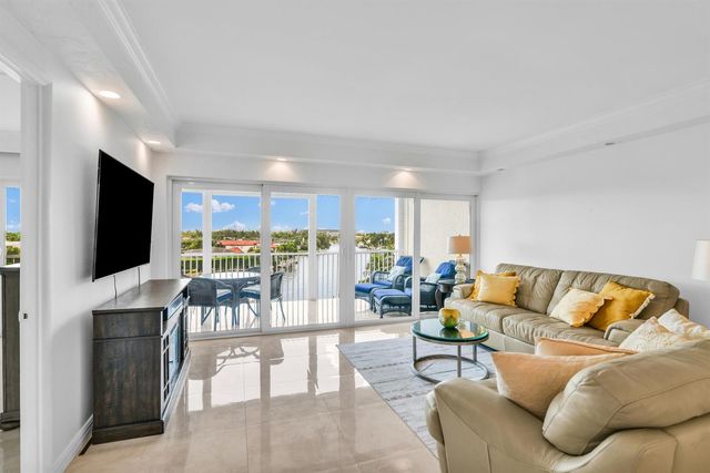 410 N FEDERAL Highway N 616, Deerfield Beach, FL 33441