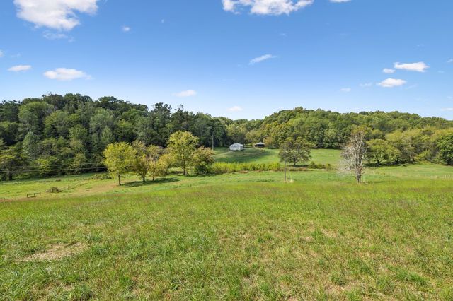 0 Young Rd, Pulaski, TN 38478