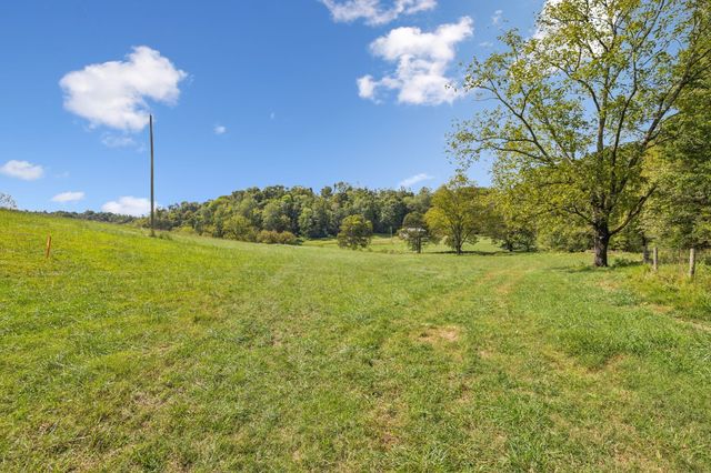 0 Young Rd, Pulaski, TN 38478