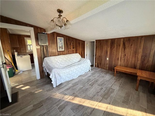 10033 Linwood Southmont Road, Lexington, NC 27292