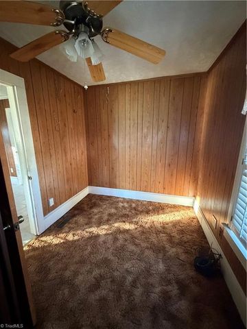 10033 Linwood Southmont Road, Lexington, NC 27292