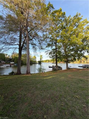 10033 Linwood Southmont Road, Lexington, NC 27292