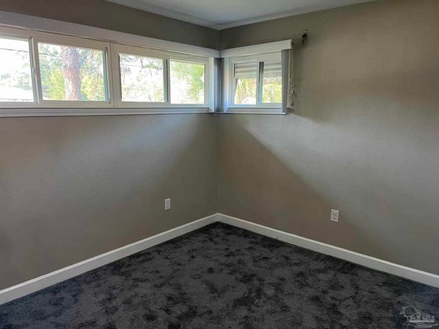 104 Navarre St, Gulf Breeze, FL 32561