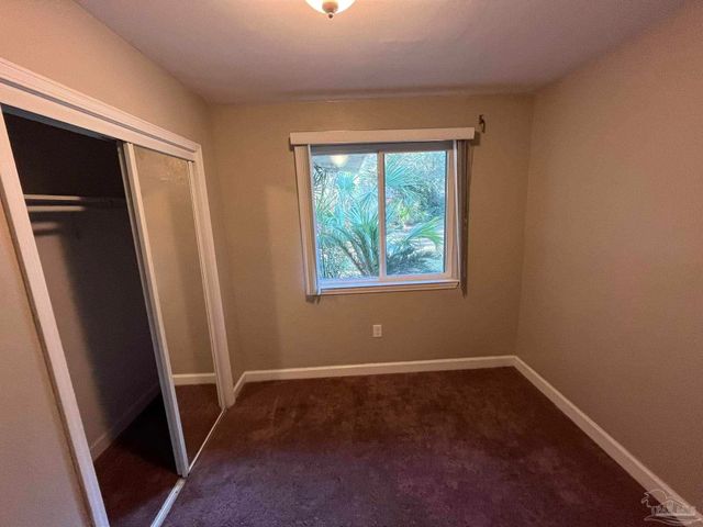 104 Navarre St, Gulf Breeze, FL 32561