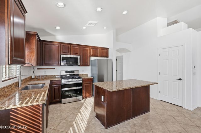 7159 S Providence Drive, Tucson, AZ 85757