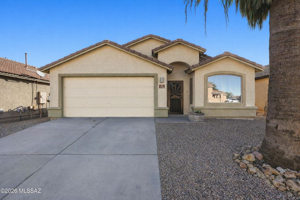 7159 S Providence Drive, Tucson, AZ 85757