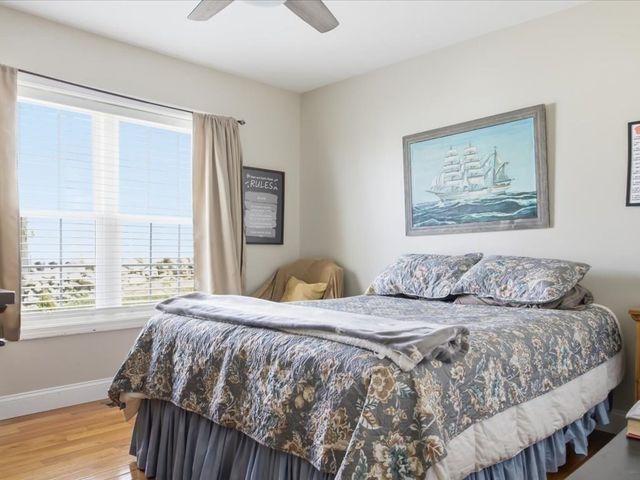 67 Ling St, Fall River, MA 02720