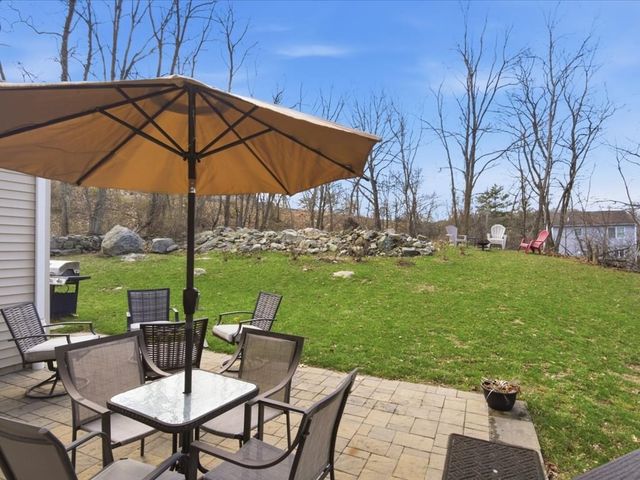 67 Ling St, Fall River, MA 02720