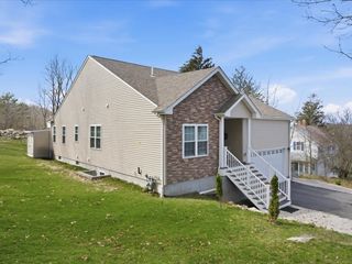 67 Ling St, Fall River, MA 02720