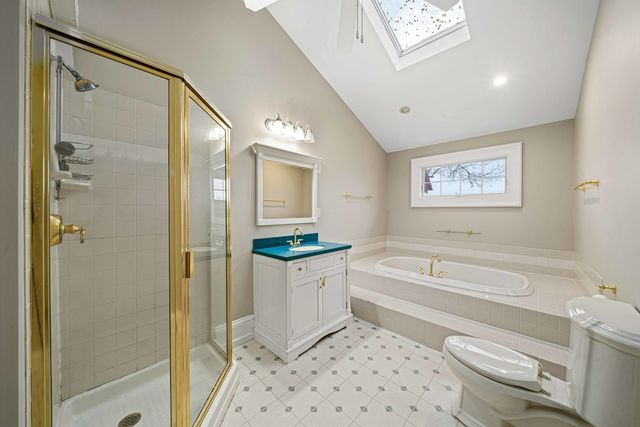 16645 Lasher Road, Hinckley, IL 60520