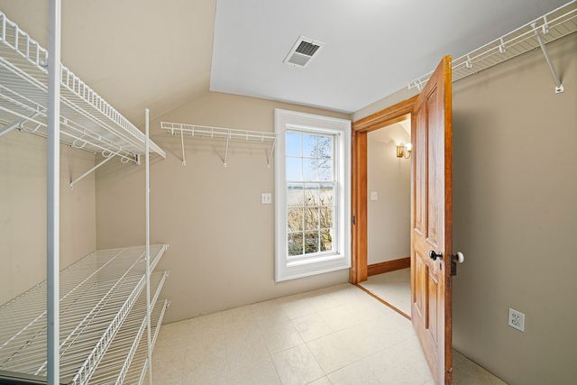 16645 Lasher Road, Hinckley, IL 60520