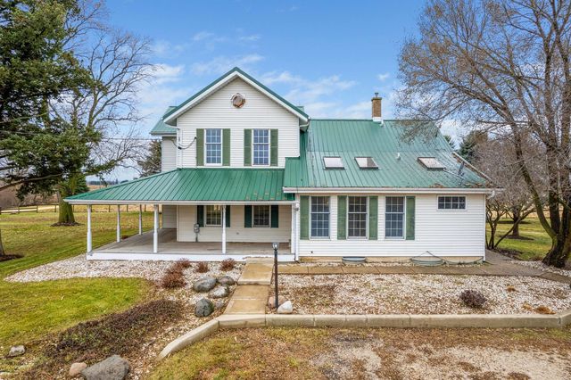 16645 Lasher Road, Hinckley, IL 60520