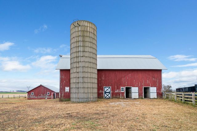 16645 Lasher Road, Hinckley, IL 60520