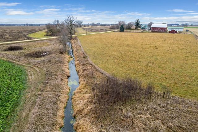 16645 Lasher Road, Hinckley, IL 60520