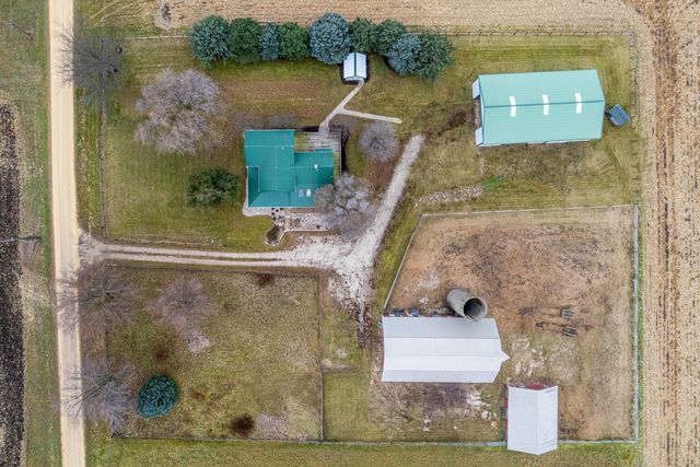 16645 Lasher Road, Hinckley, IL 60520