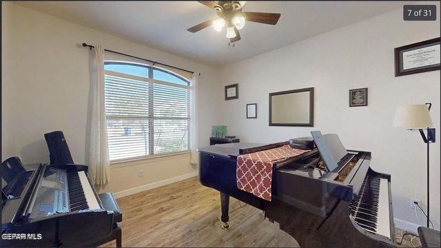 7282 CAMINO DEL SOL, El Paso, TX 79911