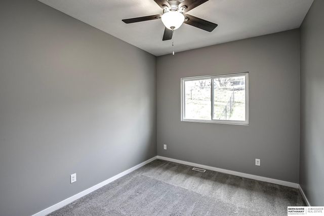 400 N Allen Street, Bennington, NE 68007