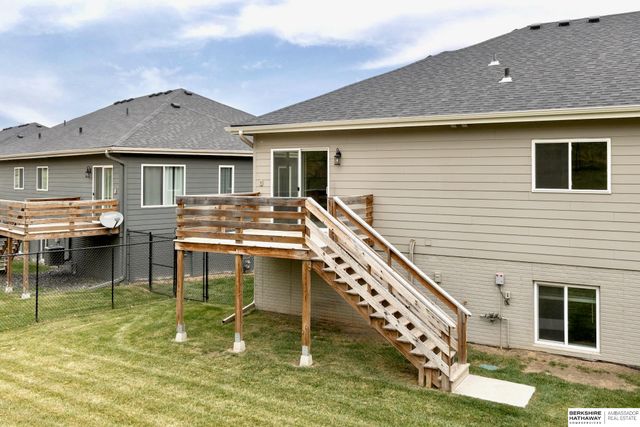 400 N Allen Street, Bennington, NE 68007