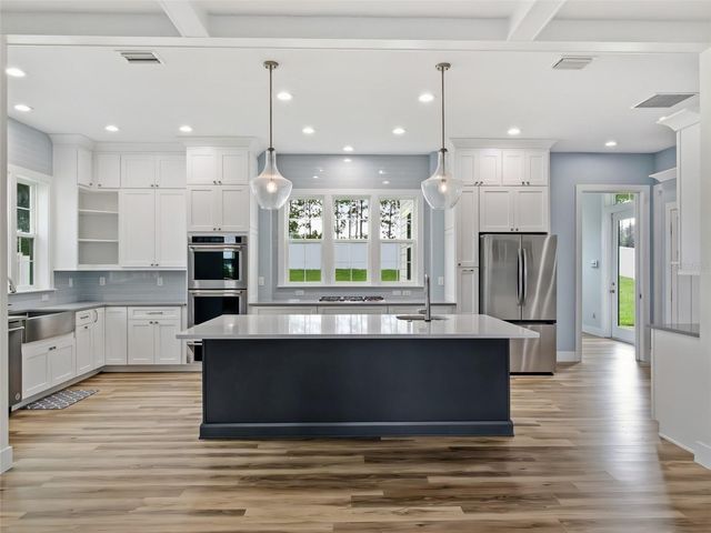 7956 LAKE NELLIE ROAD, Clermont, FL 34714
