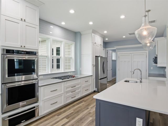 7956 LAKE NELLIE ROAD, Clermont, FL 34714