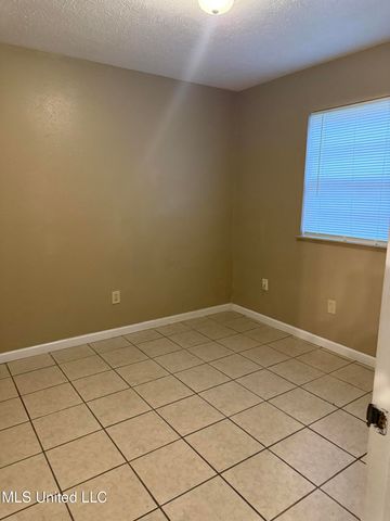 2824 Perkinston Drive, Gautier, MS 39553