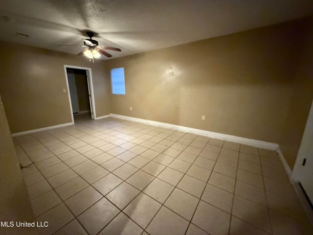 2824 Perkinston Drive, Gautier, MS 39553