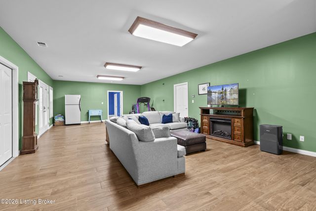 202 Mill Stone Way, Bardstown, KY 40004