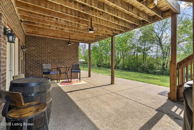 202 Mill Stone Way, Bardstown, KY 40004