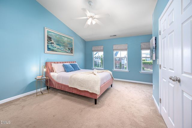100 Stratford Lakes Drive Unit 262, Durham, NC 27713