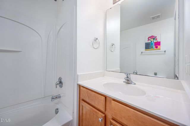 100 Stratford Lakes Drive Unit 262, Durham, NC 27713