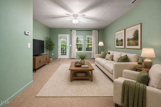 100 Stratford Lakes Drive Unit 262, Durham, NC 27713