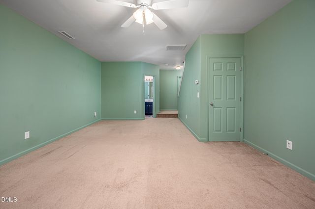 100 Stratford Lakes Drive Unit 262, Durham, NC 27713
