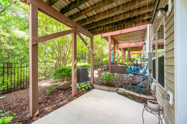 100 Stratford Lakes Drive Unit 262, Durham, NC 27713