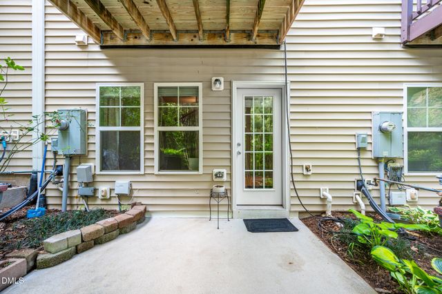 100 Stratford Lakes Drive Unit 262, Durham, NC 27713