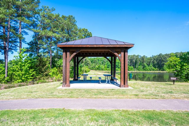 100 Stratford Lakes Drive Unit 262, Durham, NC 27713