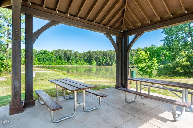 100 Stratford Lakes Drive Unit 262, Durham, NC 27713