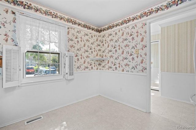 42948 Richards Court 5, Northville, MI 48167