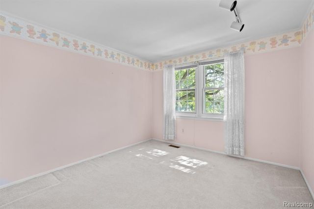 42948 Richards Court 5, Northville, MI 48167