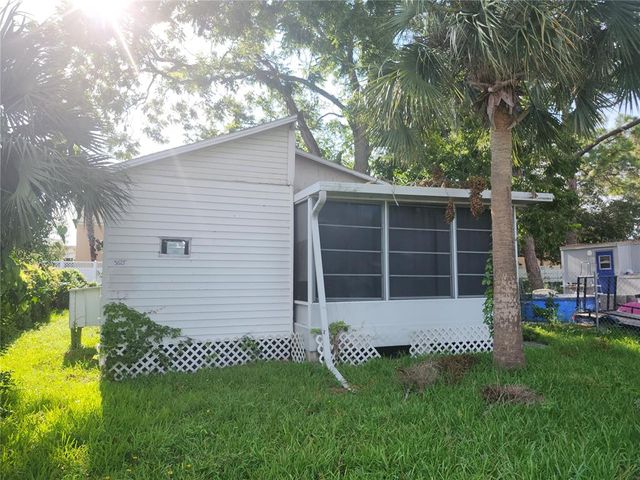 5625 VAN DOREN AVENUE, New Port Richey, FL 34652