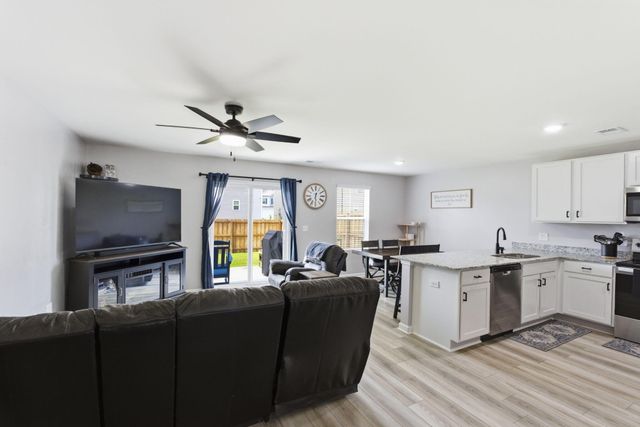 1708 Camazay Drive, Sumter, SC 29150