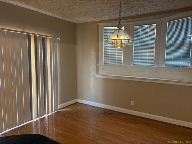 406 Newhall Street, Hamden, CT 06511