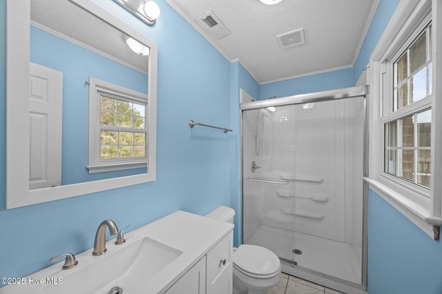 2600 N Hills Drive, New Bern, NC 28562